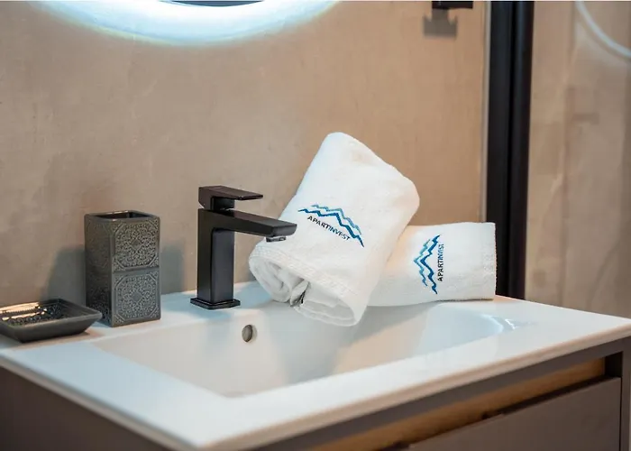 Invest Centrum Park 7 *