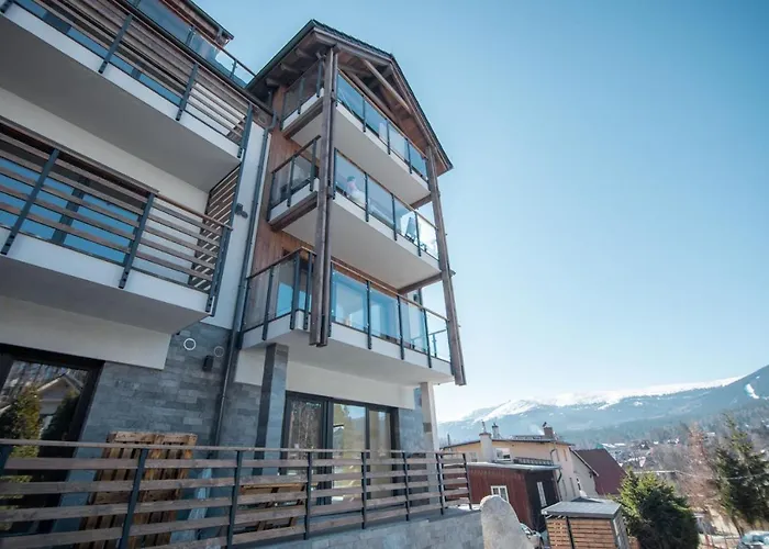 Invest Centrum Park 7 * 스클라르스카포렘바