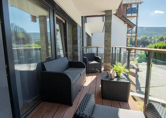 Invest Centrum Park 7 스클라르스카포렘바