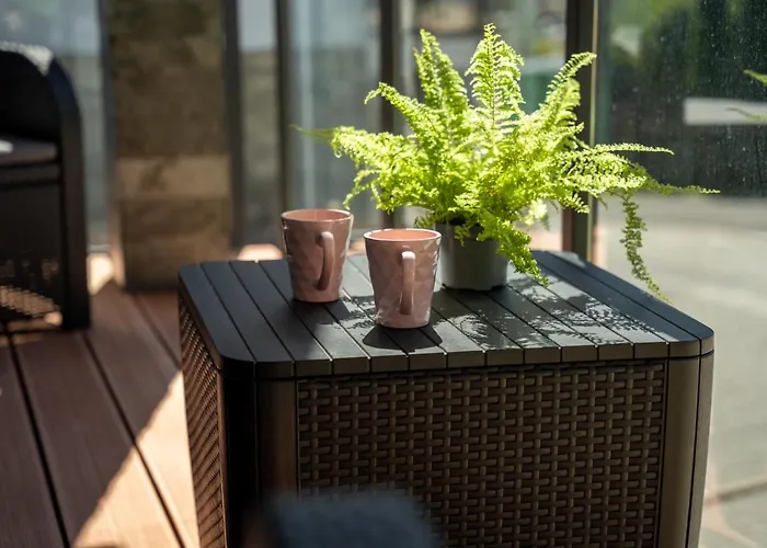 Invest Centrum Park 7 * 스클라르스카포렘바