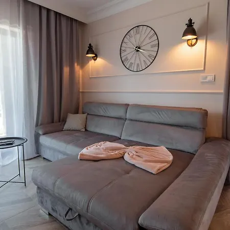 Invest Centrum Park 7 *