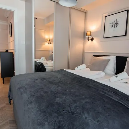 Invest Centrum Park 7