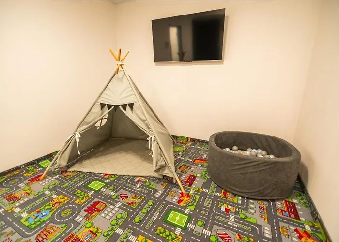 Appartamento Invest Centrum Park 7 *